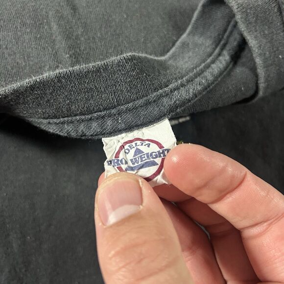 2011 NASA Kennedy Space Center Shuttle Program Graphic Shirt Mens XL Faded Y2K - Picture 8 of 11